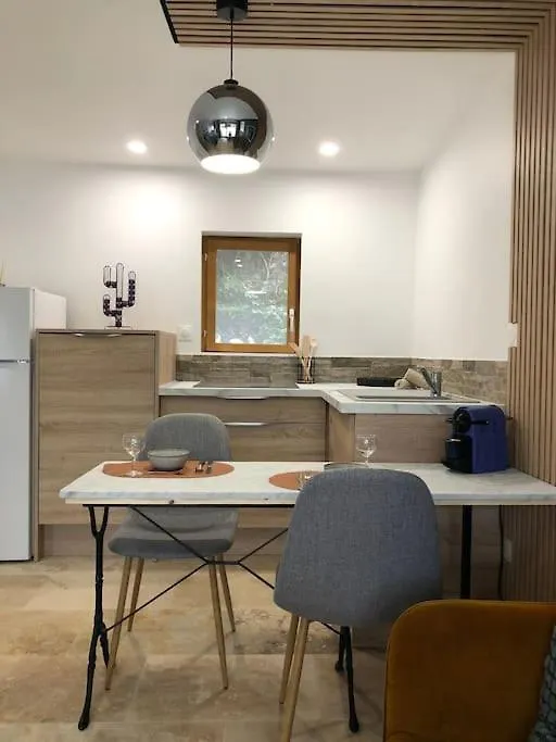 Le Studio Adhemar - Parking Sur Place Montboucher-sur-Jabron Apartment