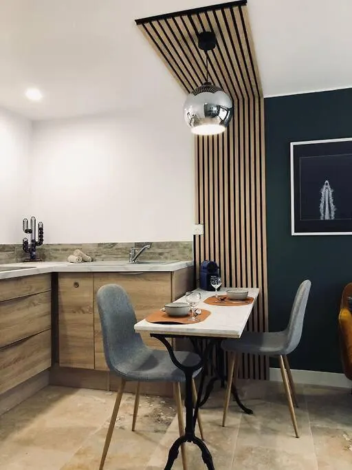 Apartment Le Studio Adhemar - Parking Sur Place Montboucher-sur-Jabron France
